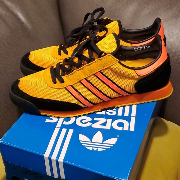 New Adidas SL80 spezial in mens size 13